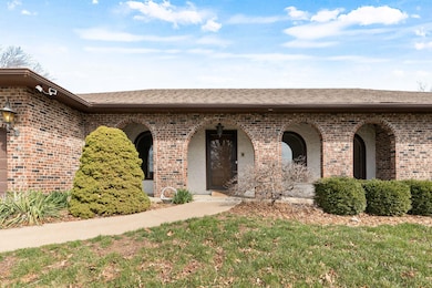 3903 W Rollins Rd, Columbia, MO 65203 - photo 5