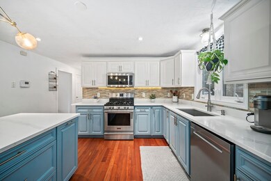 12 Wilson St, Randolph, MA 02368 - photo 5