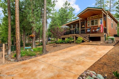 Beautifully Landscaped Front Yard