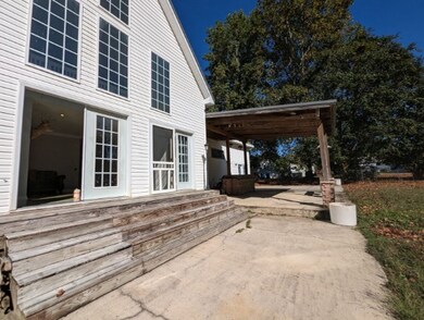 1208 Oak Dr, Manchester, TN 37355 - photo 4