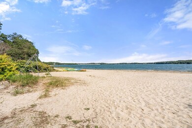 39 Chippewa Dr, Buzzards Bay, MA 02532 - photo 4