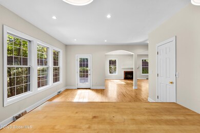 11 Huntington Ct, Saratoga Springs, NY 12866 - photo 7