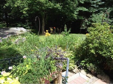 199 Dolly Rd, Contoocook, NH 03229 - photo 2