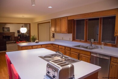 3 Brookhaven Dr, Schenectady, NY 12309 - photo 6