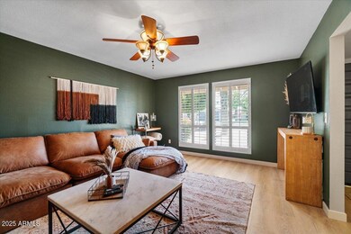 782 W Gail Dr, Chandler, AZ 85225 - photo 7