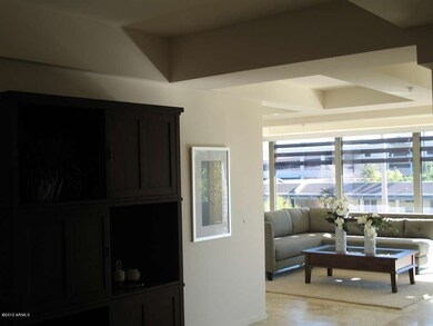 Light bright great room