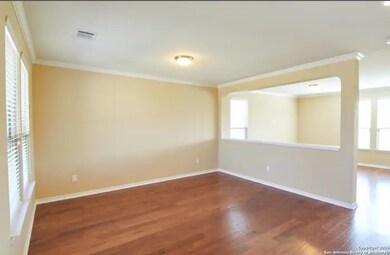 223 Anchor Bluff, Universal City, TX 78148 - photo 2