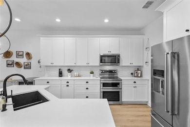 All KitchenAid appliances included