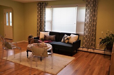 Living Room 3