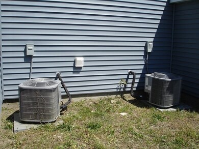 334 Park St unit 336, Lawrence, MA 01841 - photo 7