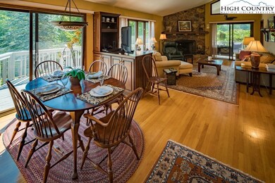 Dining/Living Room