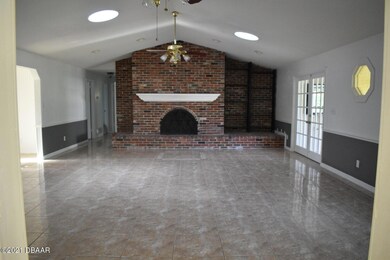 Fireplace2