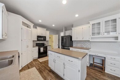 5817 Woodstock St, Shawnee, KS 66218 - photo 7