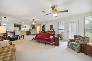 1543 Hewitt Dr, Houston, TX 77018 - photo 4