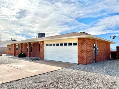 323 Sunrise Ave, Alamogordo, NM 88310 - photo 3