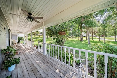 9912 Pine Leaf Ln, Dade City, FL 33525 - photo 4