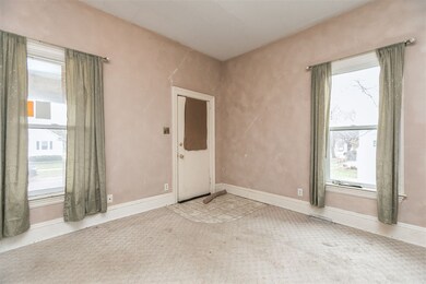 1116 9th St SE, Cedar Rapids, IA 52401 - photo 3