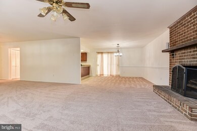 16525 Abbey Dr, Bowie, MD 20715 - photo 7