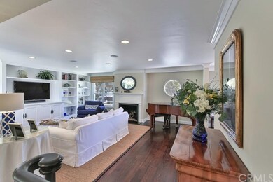 Living Room with fireplace