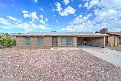 7816 W Flower St, Phoenix, AZ 85033 - photo 2