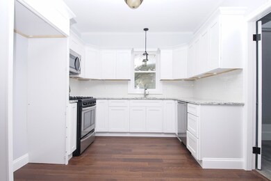 16 Hawthorne St, Fairhaven, MA 02719 - photo 6