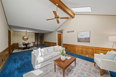 8592 Caenen Lake Ct, Lenexa, KS 66215 - photo 4