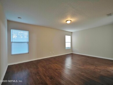 6073 Catawissa Ct, Jacksonville, FL 32244 - photo 3