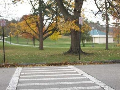 Executive House unit 107, Worcester, MA 01609 - photo 2