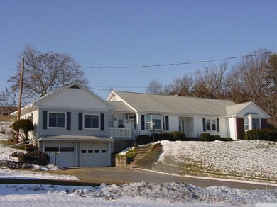 268 Middle Rd, Hudson, NY 12534 - photo 3