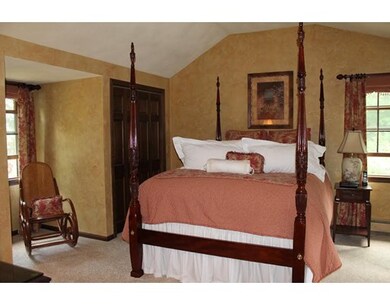 889 Central St, Holliston, MA 01746 - photo 4