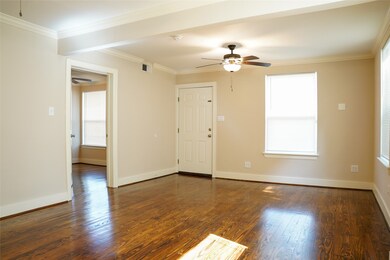 2812 Avenue M unit 1, Galveston, TX 77550 - photo 6