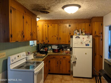 6619 Almond Ave, Jacksonville, FL 32244 - photo 4