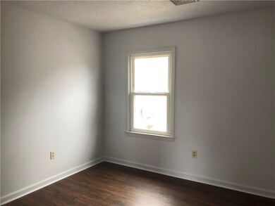 16 Pearl St unit 2nd Floor, Westerly, RI 02891 - photo 5
