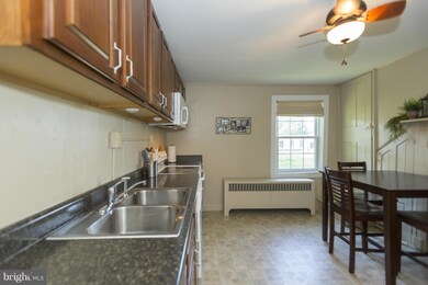 45 N Fayette St, Mercersburg, PA 17236 - photo 5