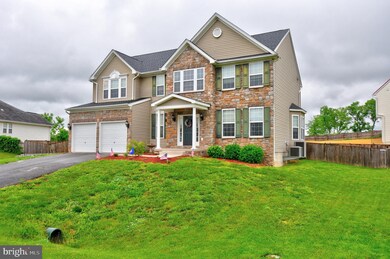 582 Bentley Dr, Inwood, WV 25428 - photo 3