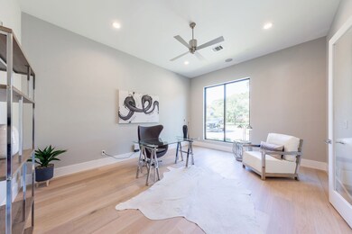 1111 River Glynn Dr, Houston, TX 77063 - photo 4