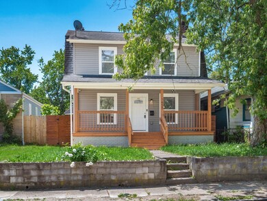 007_eb5cb_N 1455 E 26th 109-2