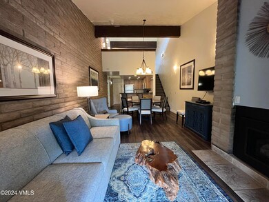 3402 living room and loft