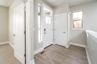 4565 SW 36th St, Redmond, OR 97756 - photo 5