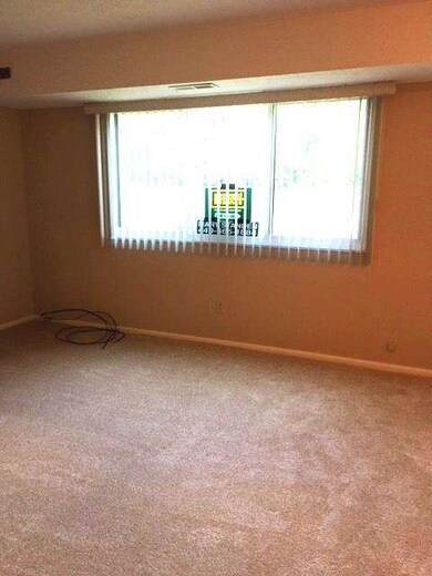 26717 Lake of the Falls Blvd, Olmsted Falls, OH 44138 - photo 6