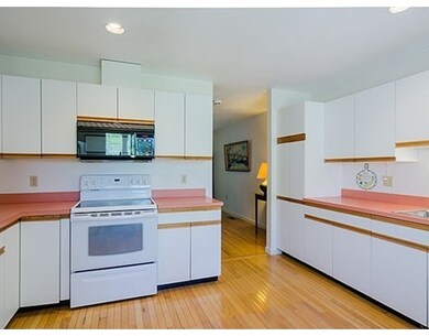 501 Lexington St unit 42, Waltham, MA 02452 - photo 6