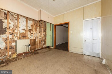 14 S Conkling St, Baltimore, MD 21224 - photo 6