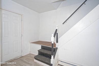 1 Entryway
