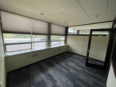 Middle Office
