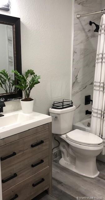 unlisted-address, Oakland Park, FL 33311 - photo 2