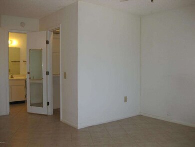 14041 N Palm Ridge Dr W, Sun City, AZ 85351 - photo 5