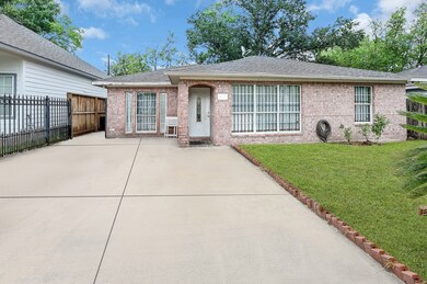 6739 Madrid St, Houston, TX 77021 - photo 2