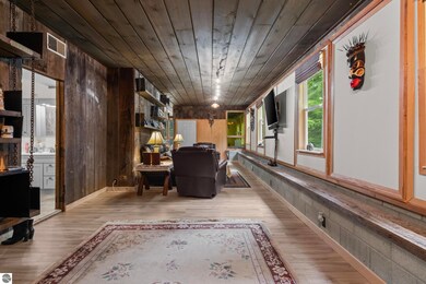 933 Old M 72 NW, Kalkaska, MI 49646 - photo 3