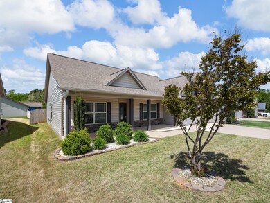 311 Hayfield Ct, Boiling Springs, SC 29316 - photo 3