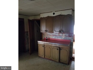 180 Washington St, Trenton, NJ 08611 - photo 5